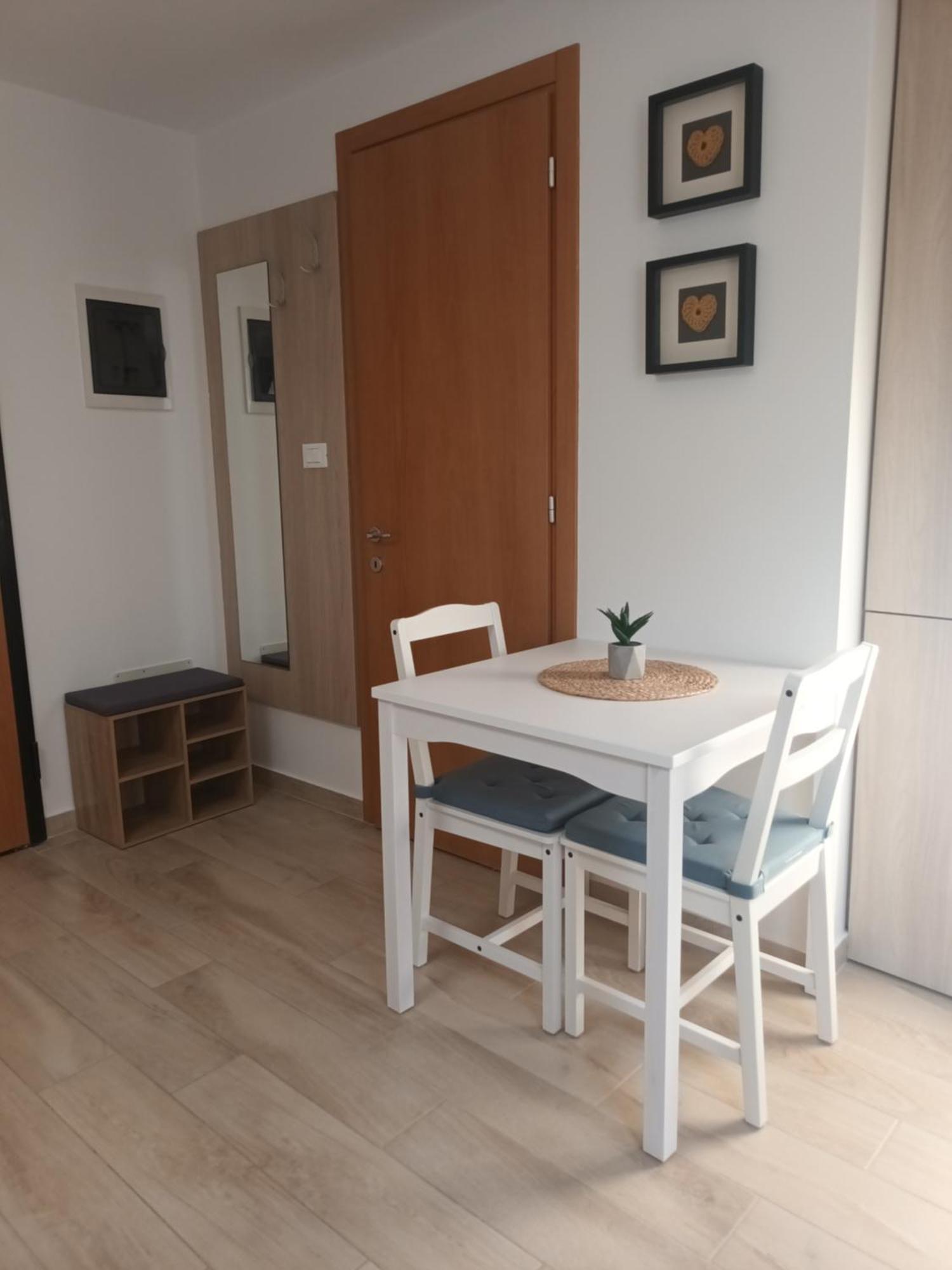 App Hedonist Apartamento Novigrad Istria Exterior foto